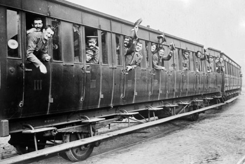 British soldiers in a train during World War I, France ca. 1914-1915