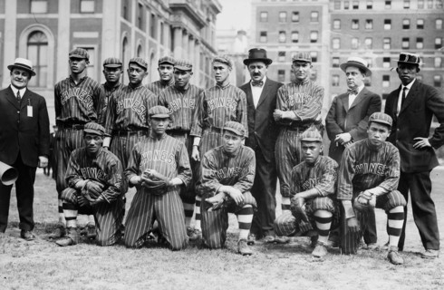 Chinese baseball team from Hawaii which came to the United States to play against university teams ca. 1914