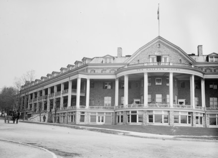Clifton Hotel in Niagara Falls, Canada, site of the Niagara Falls Peace Conference of 1914