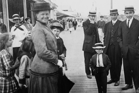 Female police officer at Newport in the summer of 1913