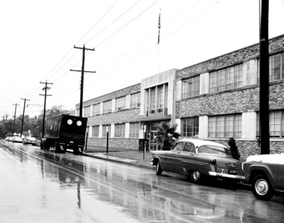 (1962) Veteran's Administration Bldg., 2320 LaBranch, Site #14 is one of the leased builidngs and office of the Gemini Spacecraft Project. HOUSTON, TX