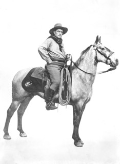 Sir Genille Cave Brown Cave ca. 1911