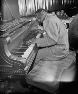 Portrait of Erroll Garner, between 1946 and 1948