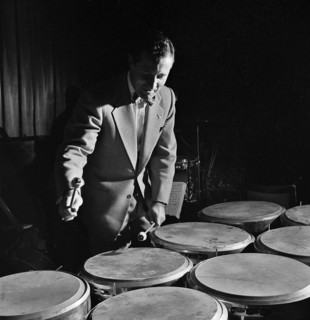 Portrait of Ray McKinley, Hotel Commodore, Century Room, New York, N.Y., ca. Jan. 1947