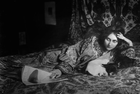French actress, dancer, and silent film star Stacia Napierkowska ca. 1910-1915