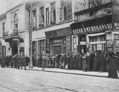 Miodowa Street in Warsaw ca. 1915-1918