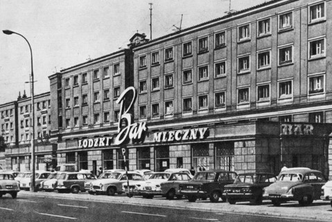 "Lódzki" milk bar at al. Swierczewskiego 82 ca. 1971