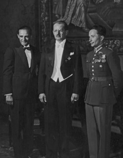 International Tourist Aircraft Competition (Challenge 1934) in Warsaw. Pilots Stanislaw Plonczynski (first on the left) and Jerzy Bajan (first on the right) in the company of Prime Minister Leon Kozlo...