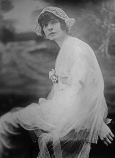 Jeannette McIlwaine ca. 1910-1914