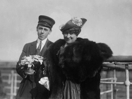 Date: 1910-1915 - Mary Garden and Flower Boy??