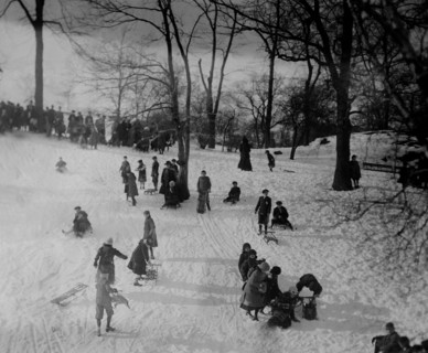 Date: 1910-1915 - Coasting - Central Park