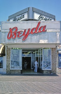 1970s United States -  Beyda Theater -  The Boardwalk -  Atlantic City -  New Jersey ca. 1978