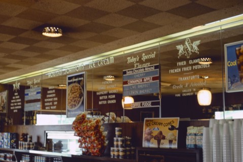 1970s America -   Hojo Restaurant, Niantic, Connecticut 1976
