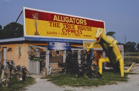 1990s America -   Manny's Alligator Center, Oak Hill, Florida 1990