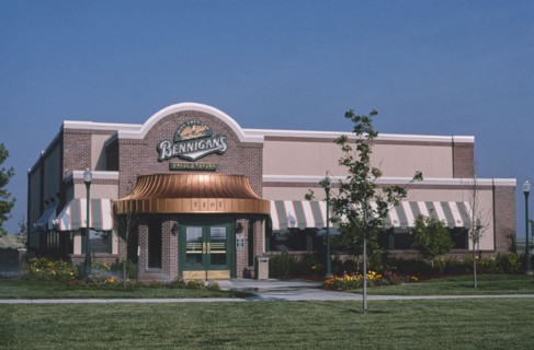 2000s America -   Bennigan's Restaurant, Denver, Colorado 2004