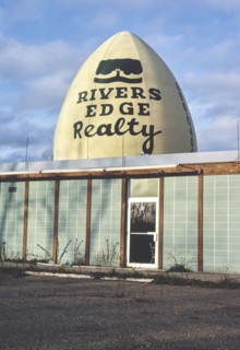 1980s America -   Rivers Edge Realty, Savage, Minnesota 1983