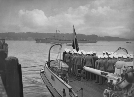 German sailors in Kiel watch the destroyer ORP "Burza" passing ca. 1935