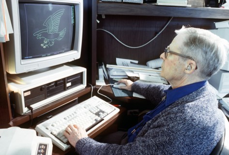 Heraldic specialist using computer