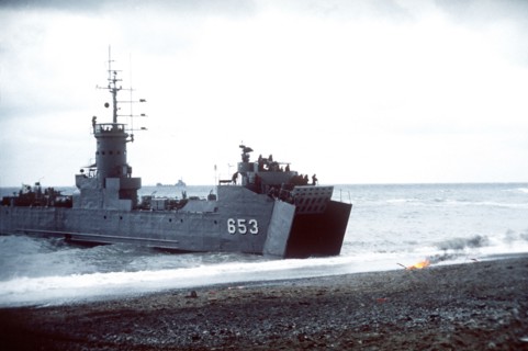 A Korean Navy tank landing ship