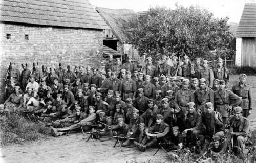 Soldiers of the Poglavnik Guard Brigade (Poglavnikov tjelesni sdrug) between 1941 and 1945
