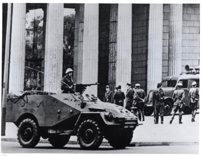 The East German Communist regime set up road blocks to halt traffic between the two sectors August