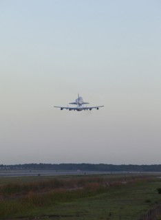 CAPE CANAVERAL, Fla. – Space shuttle Discovery