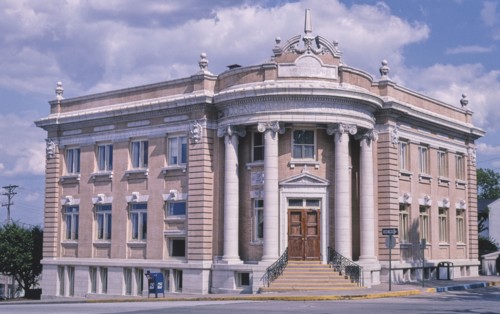 John H. Garth Memorial Library overall diagonal view Fifth & Church Streets Hannibal Missouri ca. 2003