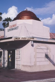 1990s America -  Calimax Supermarket