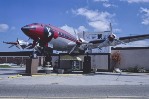 1980s America -  Village Place Crash Landing, New Orleans, Louisiana 1982