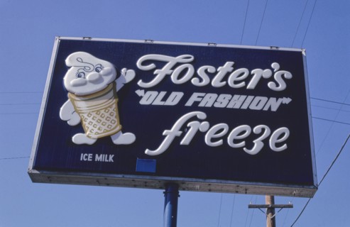 1990s America -  Foster's Freeze ice cream stand, Cloverdale, California 1991
