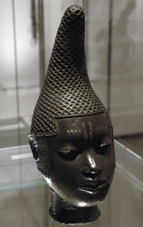 Commemorative head of Queen Mother