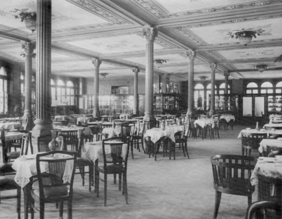 certains des départements de vente du grand magasin "la rinascente" 1915-1940