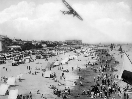 italy, rimini, three-engined of the italian airline, 30s