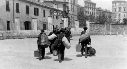 italy, lucca, emigrants, opera assistenza emigranti, 1900