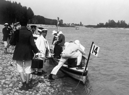 italy, po river, international cruise from turin to venice, 1911