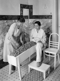 italy, piemonte, acqui terme, thermal treatment, 1920-1930