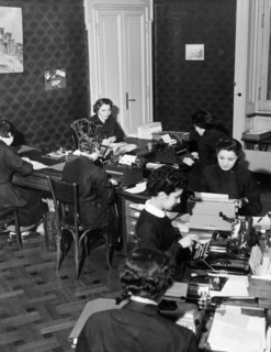 consulate office, 1954
