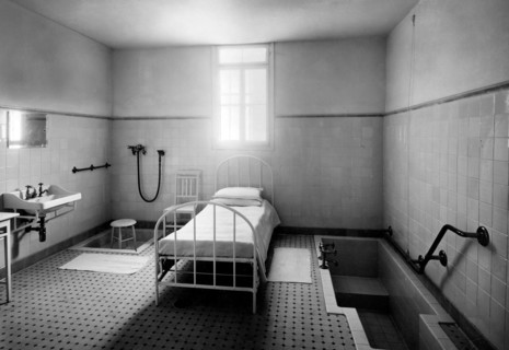 abano terme, hotel reale orologio, salle de soins spa, 1947