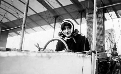aviation, aviateur, baronne de laroche, 1910