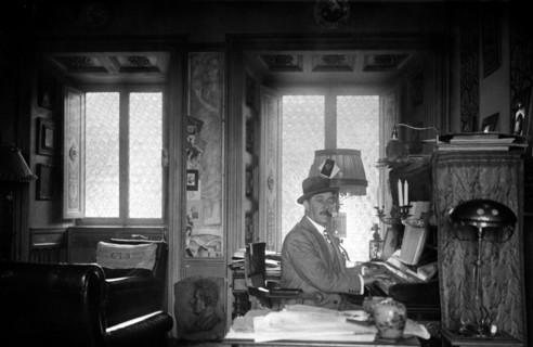 portrait de giacomo puccini, dans la maison de torre del lago, 1858-1924