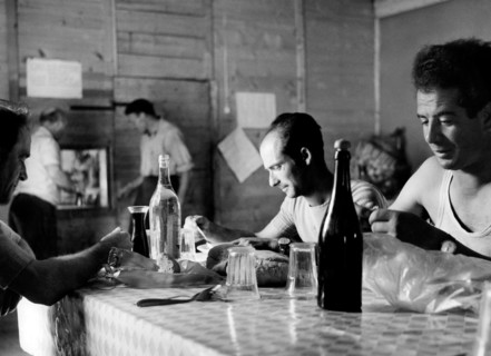 travailleurs en pause déjeuner, 1959