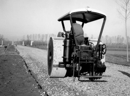 operiao sur rouleau à vapeur, 1958