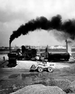 chantier de construction de conglomérats bitumineux, 1961