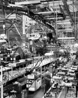 département de montage des moteurs alfa romeo arese, 1968