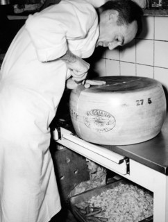 le parmiggiano-reggiano original, 1964