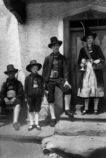 costumes tyroliens, 1920