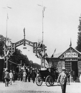 italie, lombardie, milan, foire commerciale de milan entrée des bastions de la porta venezia, 1920