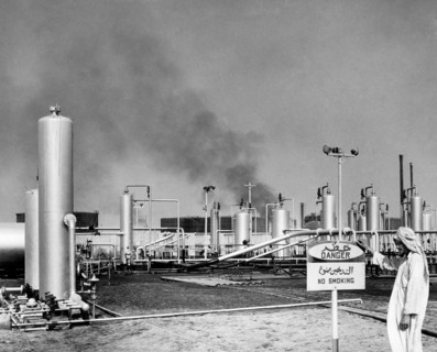 arabie saoudite, vue partielle des raffineries de ras tanura, 1952