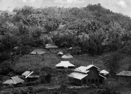 asie, thaïlande, village chrétien dans les montagnes, années 1920