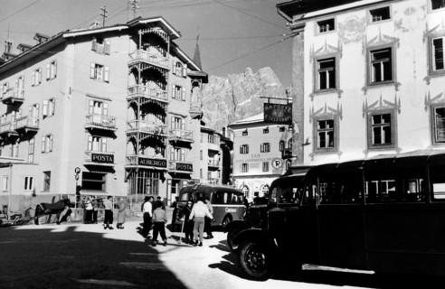 italie, veneto, cortina d'ampezzo, l'hôtel della posta, 1950